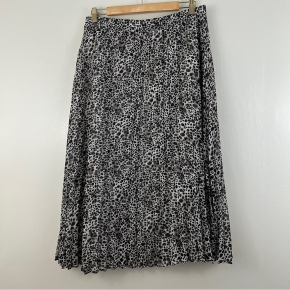 Target A New Day Abstract Dot Print Pleated MIDI Length Skirt Size XL - Picture 5 of 9